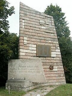 Pomnik padlym u Lahovicek